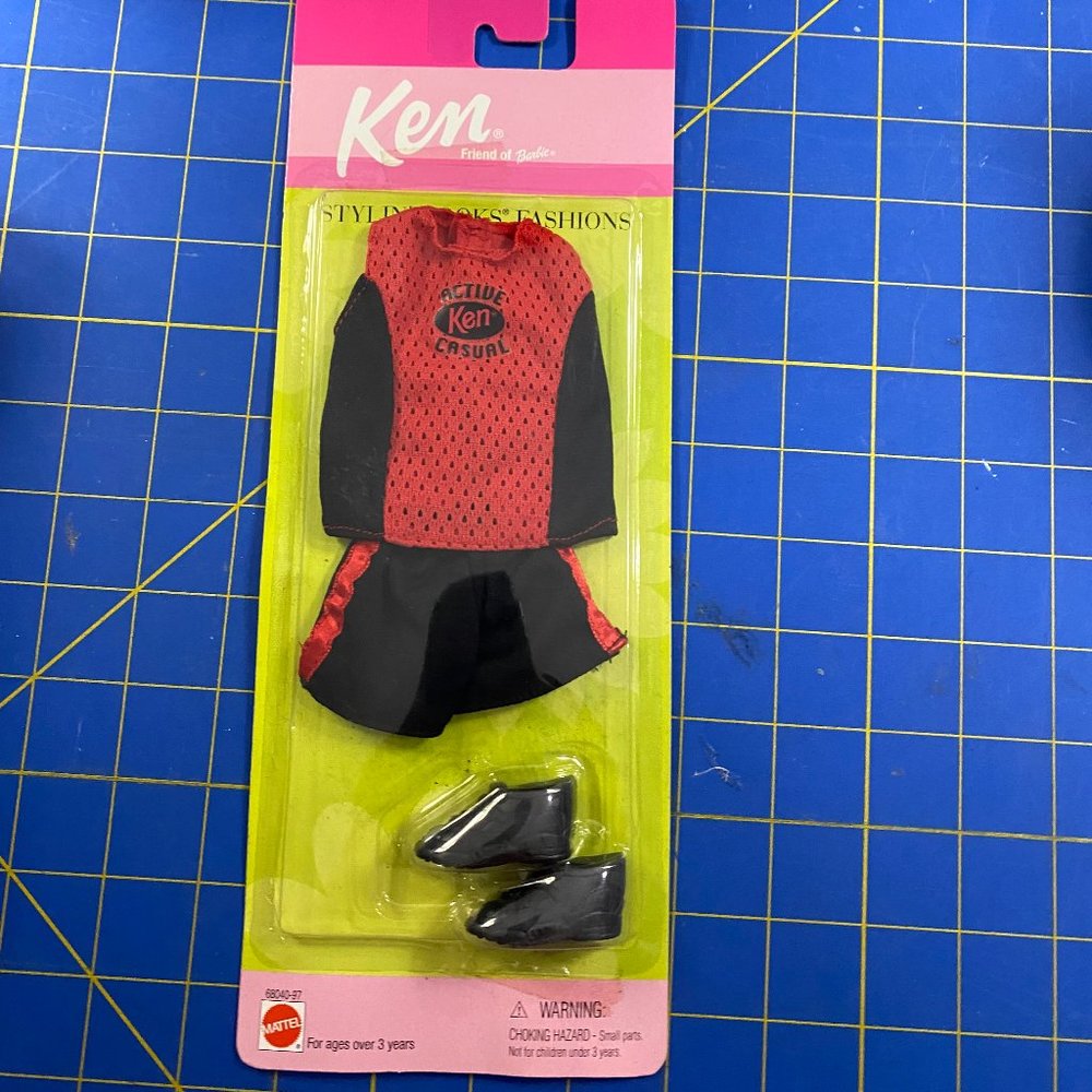 Ken Stylin' Looks Fashion